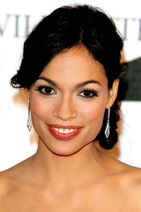 rosario dawson tits|Rosario Dawson’s Measurements: Bra Size, Height, Weight and。